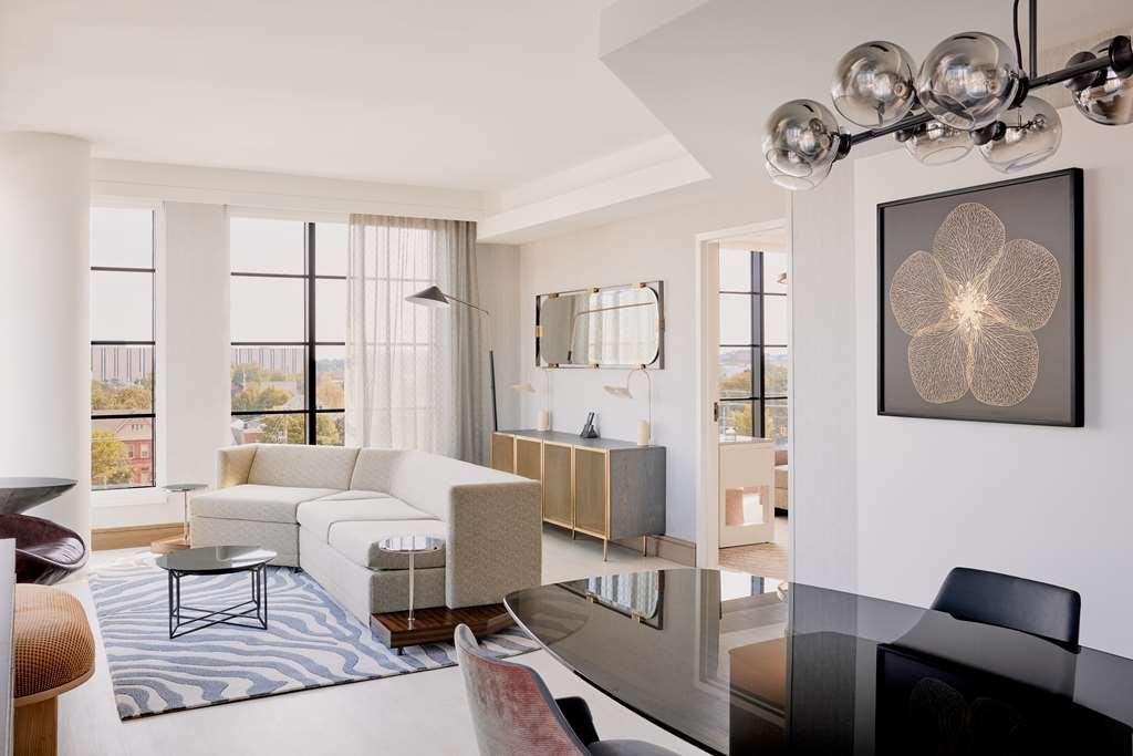 The Godfrey Detroit Curio Collection By Hilton Quarto foto